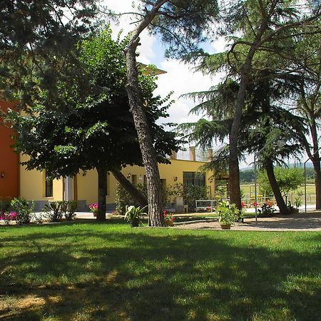 Hotel Tiziana Montepulciano Stazione Extérieur photo