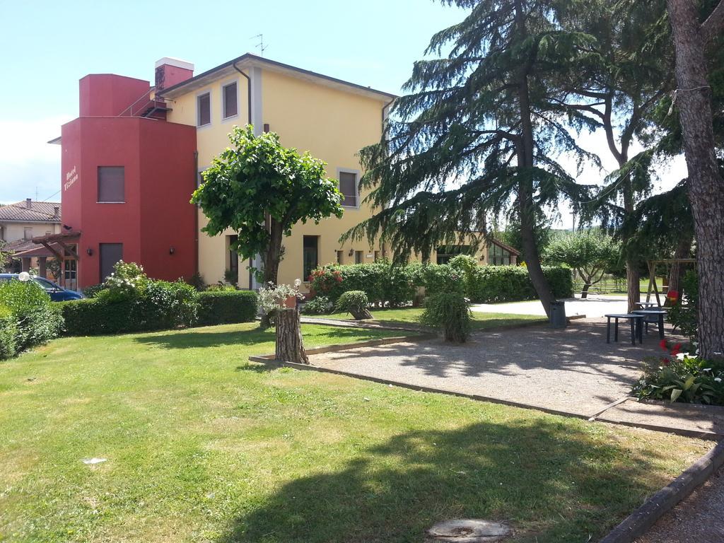 Hotel Tiziana Montepulciano Stazione Extérieur photo