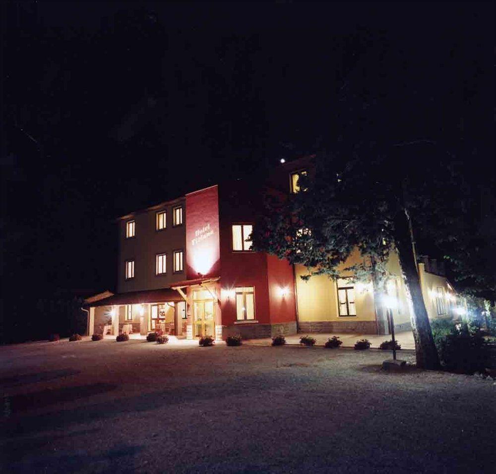Hotel Tiziana Montepulciano Stazione Extérieur photo