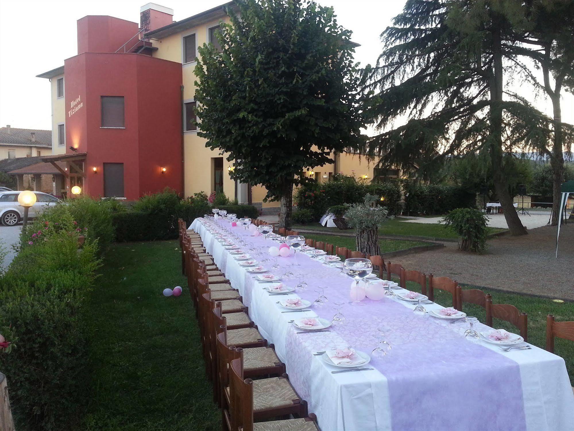 Hotel Tiziana Montepulciano Stazione Extérieur photo
